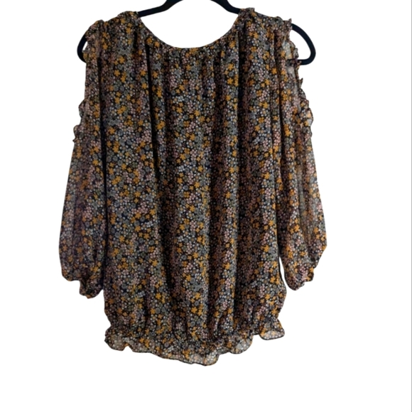 Max Studio Top - Picture 2 of 4